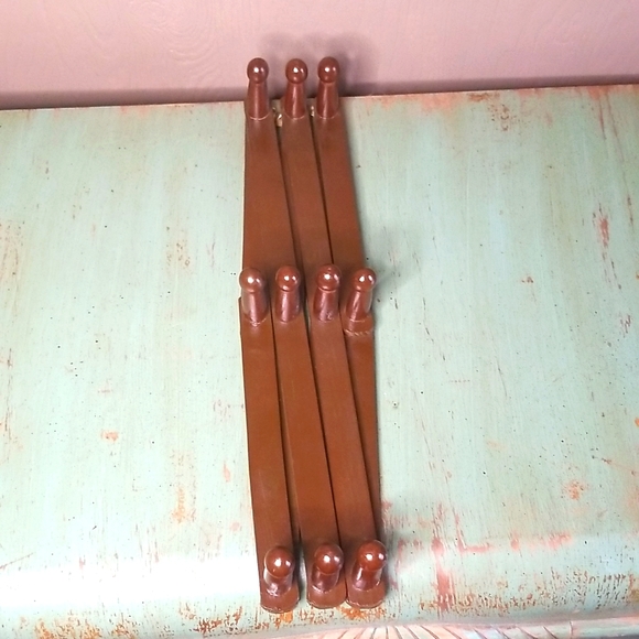 Vintage Wooden Wall Accordion Style 10 Peg Hook Rack - Picture 3 of 7